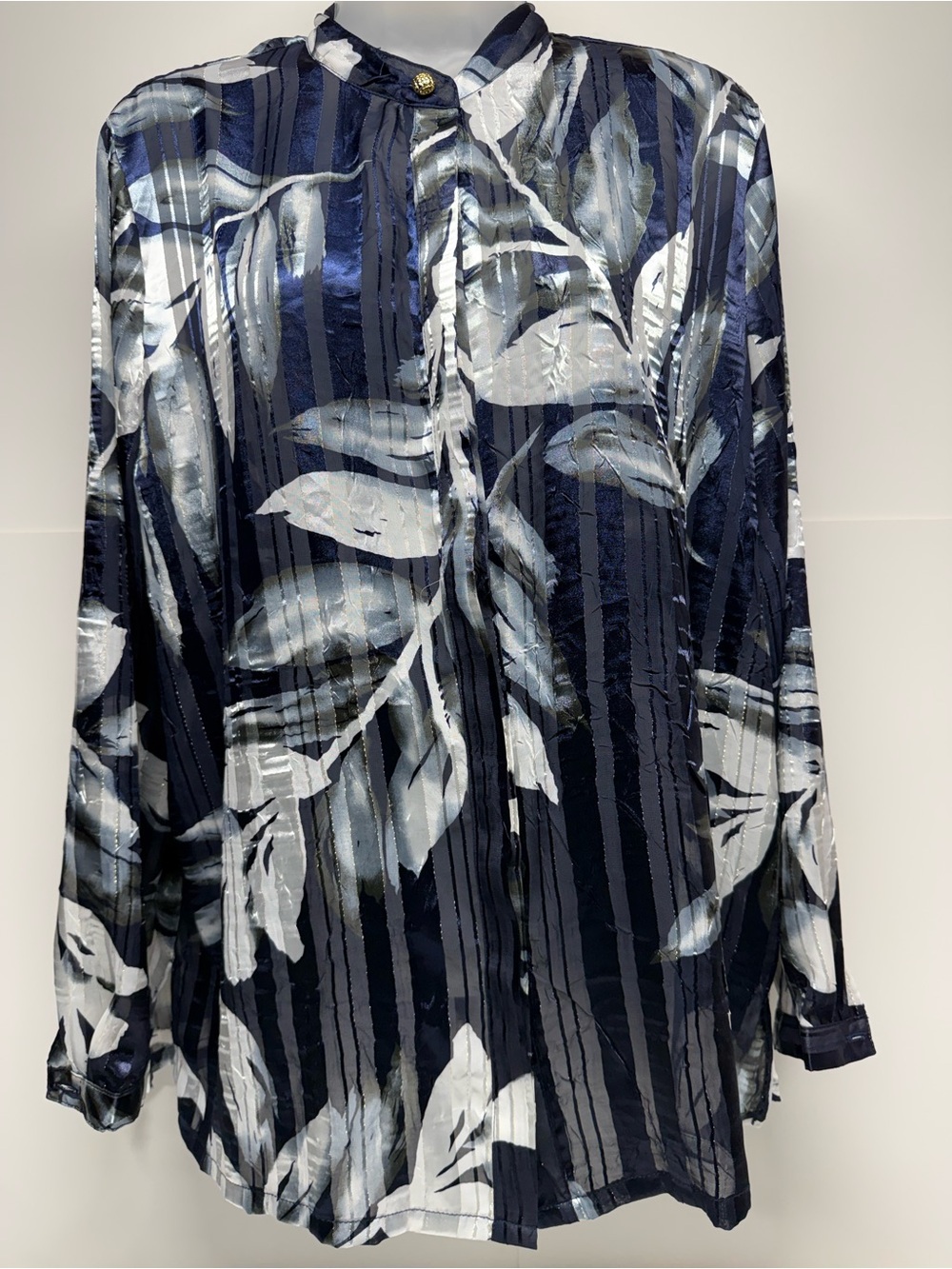 Women's Navy Blue and White Floral Button-Down Blouse